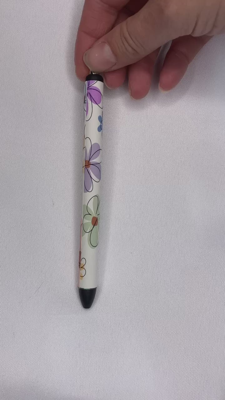 Video of doodle flower pen spinning